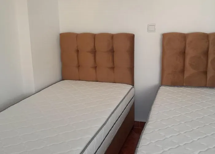 Moni 85 Family House 3* Szozopol