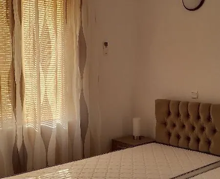Moni 85 Family House * Созопол
