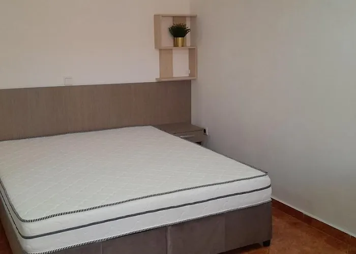 Moni 85 Family House Pensjonat 3*